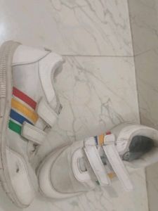 school white sneakers