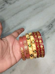 Set of 6 Colorful Bangles