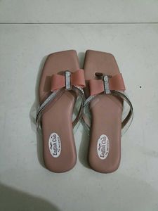 English Club Bow Sandals