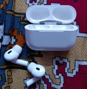 Earbuds