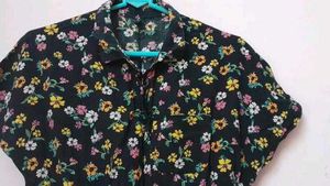 Flowering Black Top With Goal