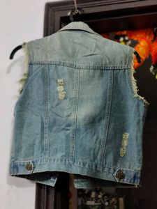 Women&#39;s Denim Jacket