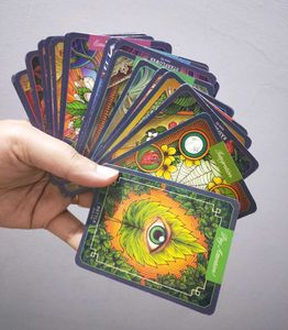 The Illustrated Herbiary with Oracle Cards
