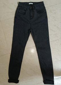 HIGH WAISTED SKINNY FIT JEANS
