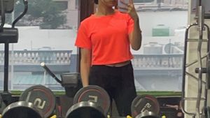 Mast & Harbour Activewear Top