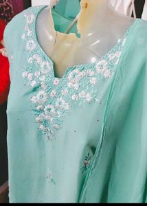😍Beautiful Embroidery Work Kurti Pant Dupatta🥰