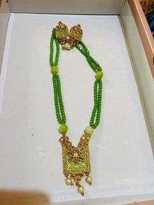 Elegant Green Jewelry Set new with tag