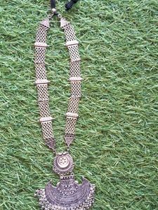 2 oxidise necklace set with earrings.