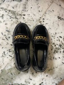 Loafers In Black