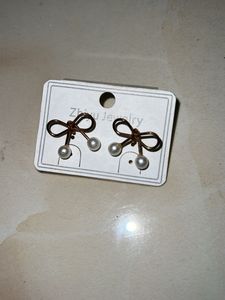 Cute Bow Pearl Earrings