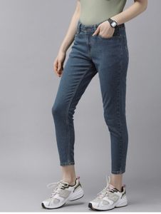 Women&#39;s Denim Jeans