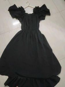 Chic Black Off-Shoulder Dress