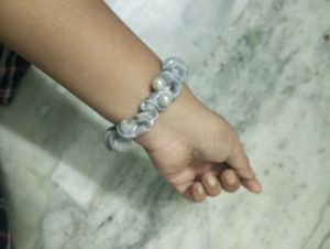 Grey Pearl Scrunchie