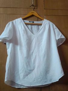 White V-Neck Short Sleeve Top