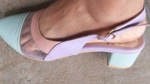 Shoetopia Women&#39;s Heel (2inch)