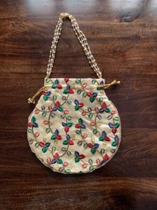 Embroidered Potli