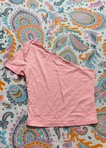One shoulder baby pink crop top