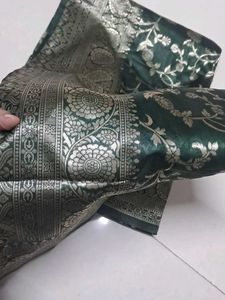 Elegant Banarasi Style Saree