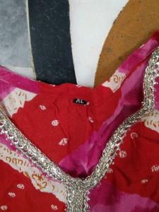 Aaliyah Cut Red &amp; Pink Bandhani Frock