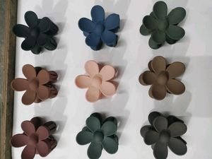 Abstract Wave Hair Claw Clips