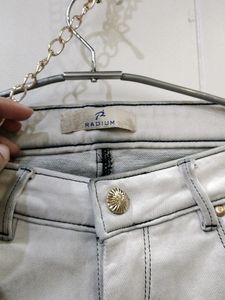 Ankle-Length Jeans