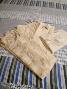 Linen Suit Simple And Sober