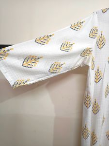Avaasa Women&#39;s Kurta