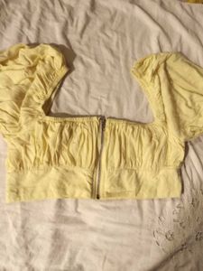 Beautiful Imported Top With Puff Sleeves