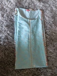 0% Used.Beautiful Floral Print Kurti