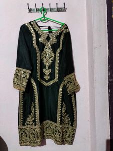 Elegant Embroidered Kurta