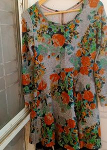 dress is very beautiful