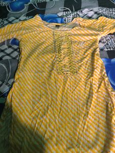 Yellow &amp; White Striped Kurti