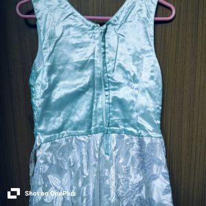 Girl's Party Dress - Elegant Design