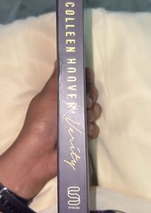 Verity by Colleen Hoover