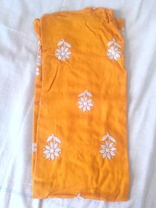 Floral Embroidered Chikankari Kurta