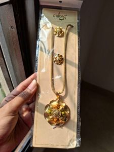 Gold Plated Necklace With Earings