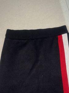 Stylish Woollen Black Skirt