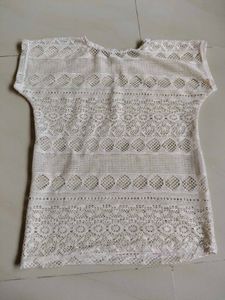 Cutout design Lace Top