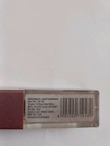 Shimmer combo: highlighter liquid eyeshadow