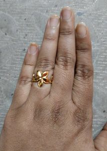 Gold Flower Ring