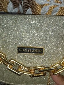 Sparkling Clutch