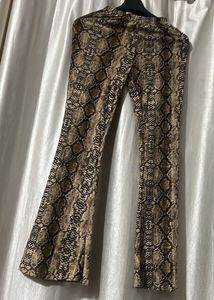 Snakeskin Print Flare Leggings
