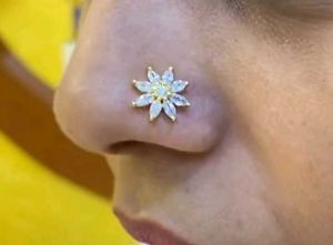 Floral Nose Pin 92.5 silver with gold plated