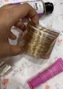 Gold Tone Mesh Handcuff Bracelet🎀