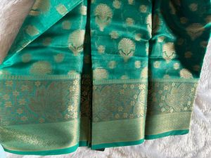 Elegant Green Zari Silk Saree❤️