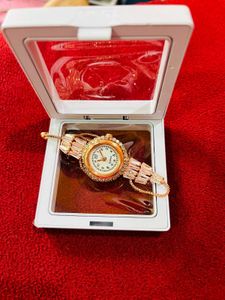 Elegant Silver Watch New With Tag
