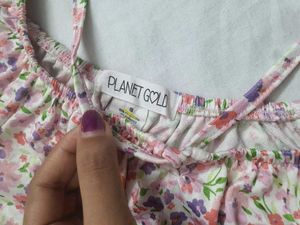 Cutesy Floral Top