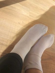 used White Socks