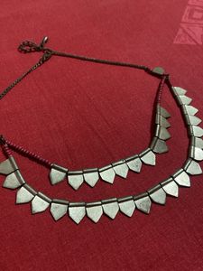 Neckpiece
