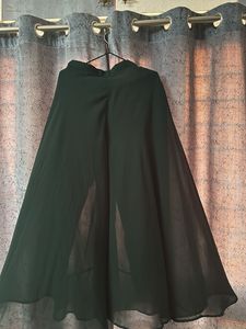 Elegant Green &amp; Gold peplum top paired with culott